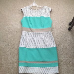 Studio One New York Size 10 Green and White Dress
